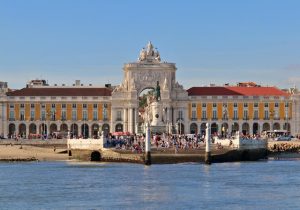 Com a nacionalidade portuguesa, estudar em Portugal é uma possibilidade extraordinária.